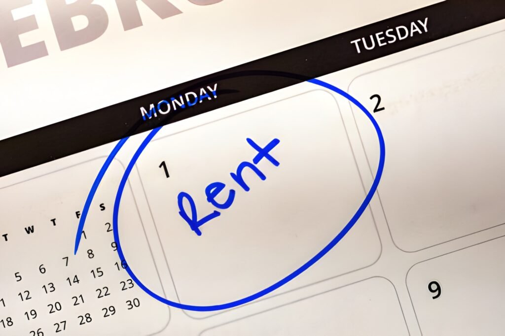 The Four-Week Rent Run-On: Understanding Eligibility for UK Benefit Claimants